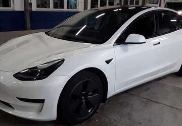 Tesla Model 3 68.881 km 26.390 &euro; Grünwald 82031