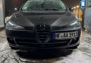 Alfa Romeo 147 230.000 km 2.200 &euro; Löhne 32584