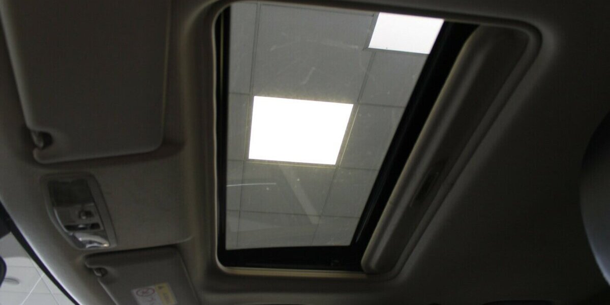 Mitsubishi Outlander 2.0 4WD Plug-In Hybrid Top 112.810 km 12.980 &euro; Euskirchen 53881