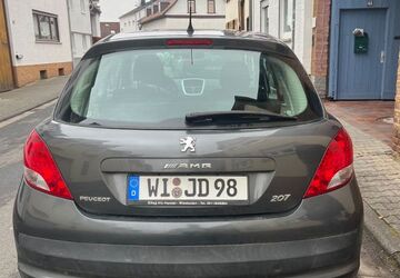 Peugeot 207 152.521 km 2.700 &euro; Wiesbaden 65207