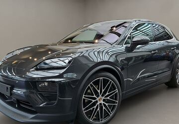 Porsche Macan 8.000 km 89.400 &euro; Aachen 52068