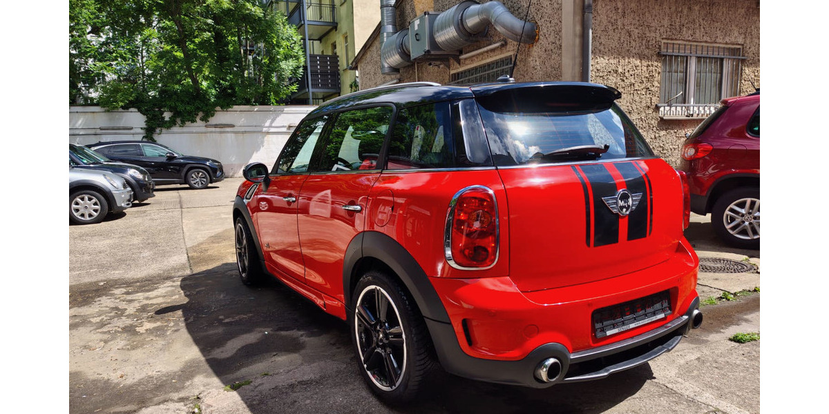 Mini Cooper_S_COUNTRYMAN_JWC_Kit_All4_Navi_Schiebed. 116.200 km 8.300 &euro; Berlin 10247