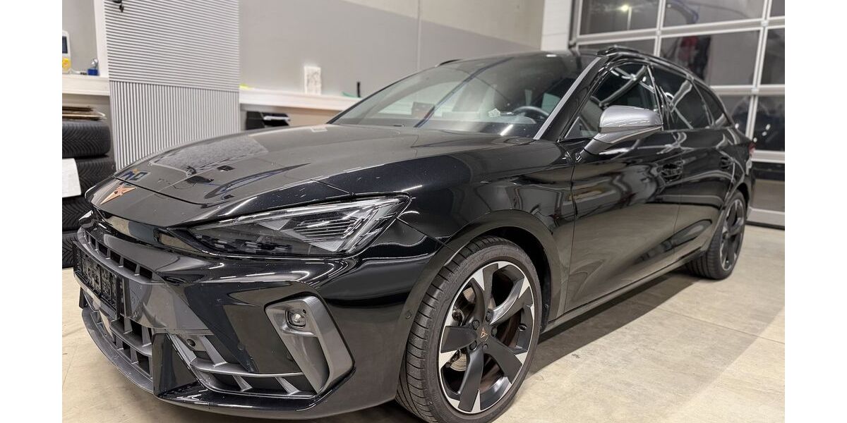 Cupra Leon 23.130 km 29.500 &euro; Memmingen 87700