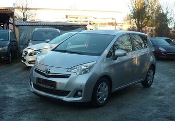 Toyota Verso-S 21.250 km 11.500 &euro; Estenfeld bei Würzburg 97230