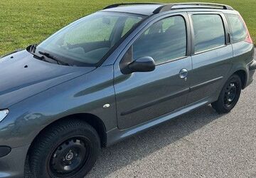 Peugeot 206 185.000 km 2.400 &euro; Traunstein 83278