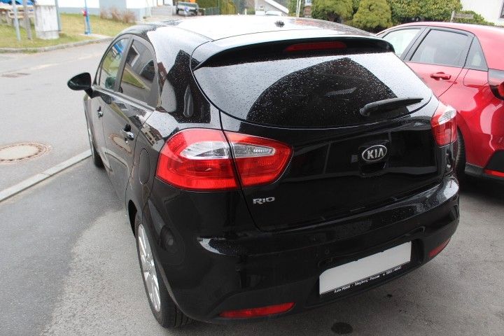 Kia Rio 113.000 km 4.190 &euro; Saldenburg 94163