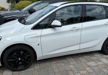 BMW 225 Active Tourer 102.000 km 13.000 &euro; Sereetz 23611
