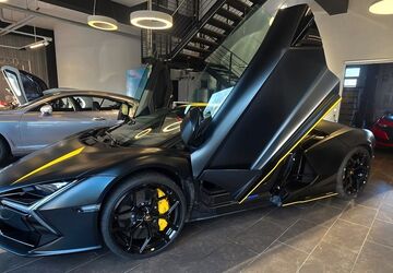 Lamborghini Revuelto 2.600 km 587.499 &euro; Kaarst 41564