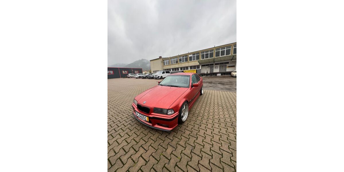 BMW 328 134.000 km 16.999 &euro; Geislingen 73312