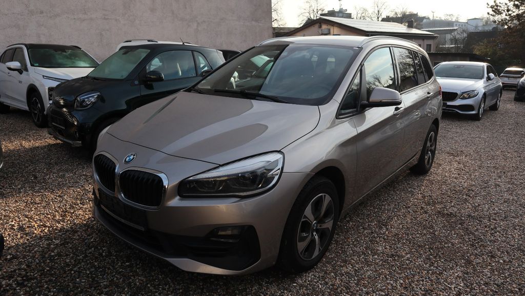 BMW 216 134.387 km 13.990 &euro; Solingen 42653