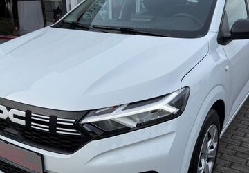 Dacia Sandero 1.190 km 16.888 &euro; Radevormwald 42477