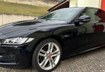 Jaguar XE 124.980 km 16.499 &euro; Dillenburg 35685