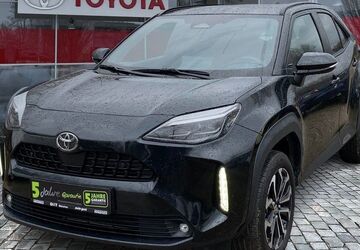 Toyota Yaris Cross 16.103 km 23.990 &euro; München 80687