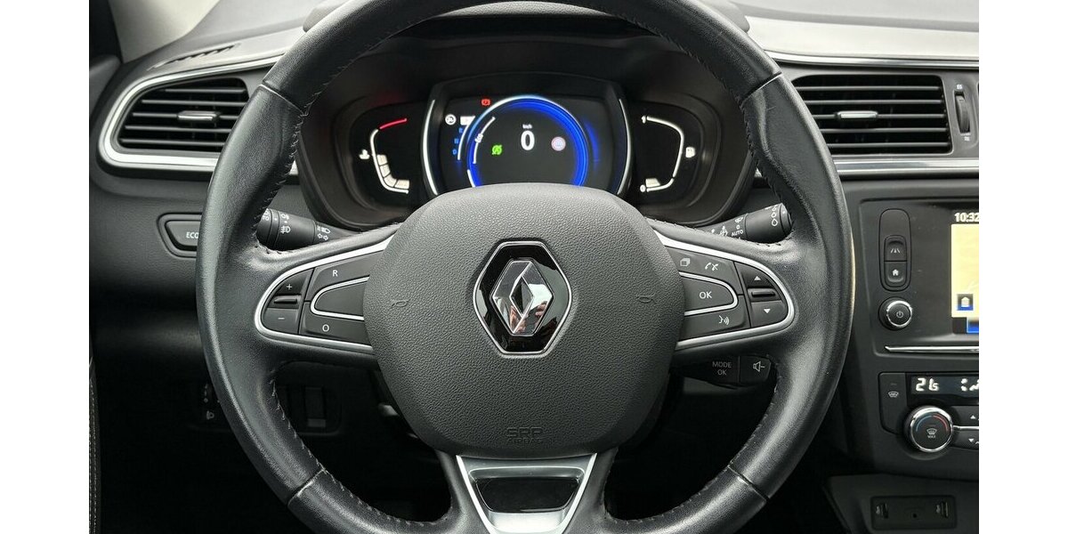 Renault Kadjar 1.2 Collection PANORAMA/NAVI/SHZ/PDC/GRA 71.999 km 13.900 &euro; Villingen-Schwenningen 78054