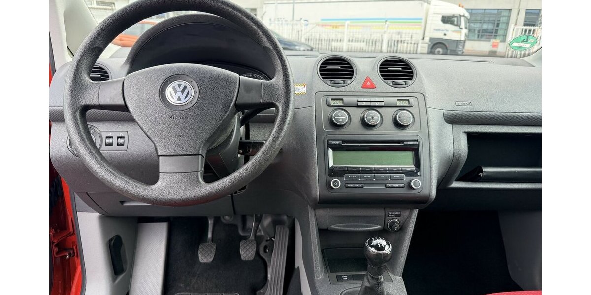 VW Caddy Maxi 1.6 Maxi Life/7Sitze/1Hand/Scheckh. 167.100 km 5.999 &euro; Frankfurt 60386