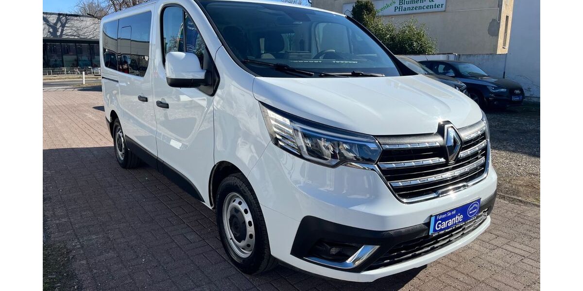 Renault Trafic 123.340 km 23.700 &euro; Berlin 13127