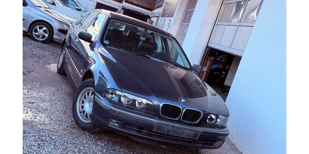 BMW 523 299.000 km 3.499 &euro; Seifriedswörth 84189