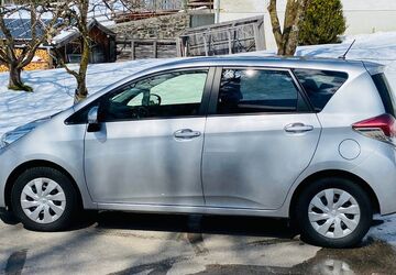 Toyota Verso-S 64.272 km 8.500 &euro; Eisenberg 87637