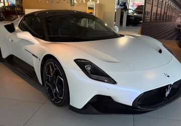 Maserati MC20 4.260 km 229.900 &euro; Ingolstadt 85053