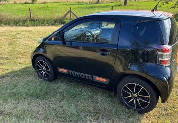 Toyota IQ 118.671 km 5.000 &euro; Crossen an der Elster 07613