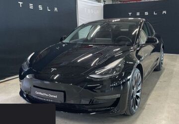 Tesla Model 3 34.126 km 35.300 &euro; Hanau 63457