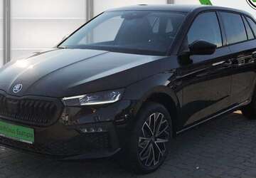 Skoda Scala 4.900 km 30.690 &euro; Berlin 10365