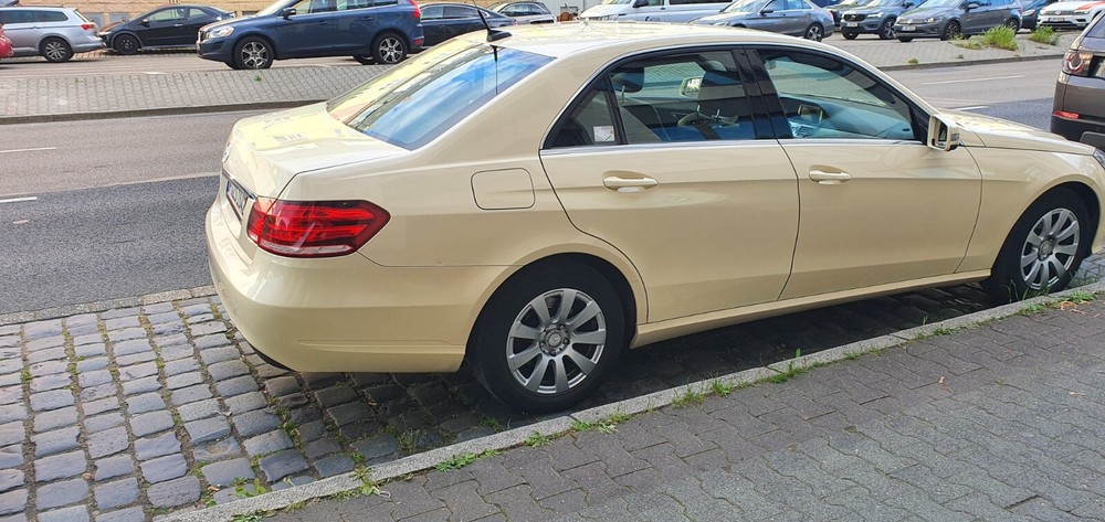 Mercedes-Benz E-Klasse 387.000 km 8.500 &euro; Frankfurt 