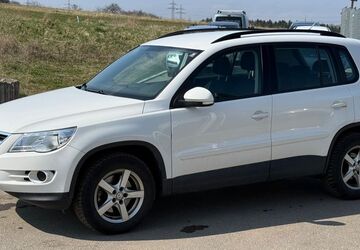 VW Tiguan 215.000 km 4.350 &euro; Dotternhausen 72359