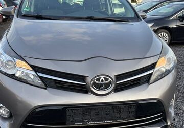 Toyota Verso 153.000 km 5.550 &euro; Ochtendung 56299