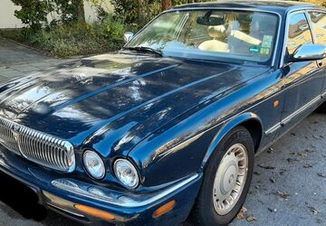 Jaguar Daimler 191.611 km 6.399 &euro; München 81475