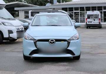 Mazda 2 20.500 km 16.790 &euro; Helgoland 27498