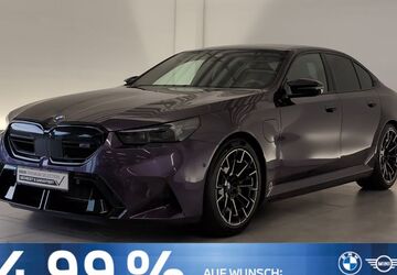 BMW M5 5.689 km 122.970 &euro; Würzburg 97076