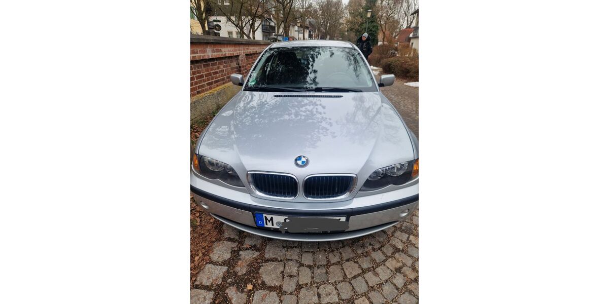 BMW 316 195.000 km 2.600 &euro; München 81829