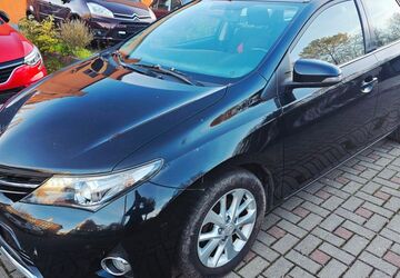 Toyota Auris 219.200 km 6.290 &euro; Chemnitz 09114
