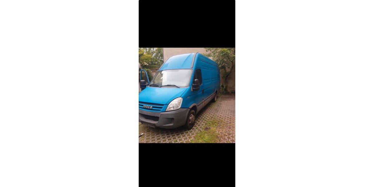 IVECO Andere 52.100 km 10.900 &euro; Berlin 13357