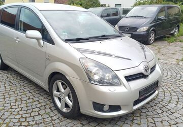 Toyota Corolla Verso 287.000 km 2.200 &euro; Regensburg 93055