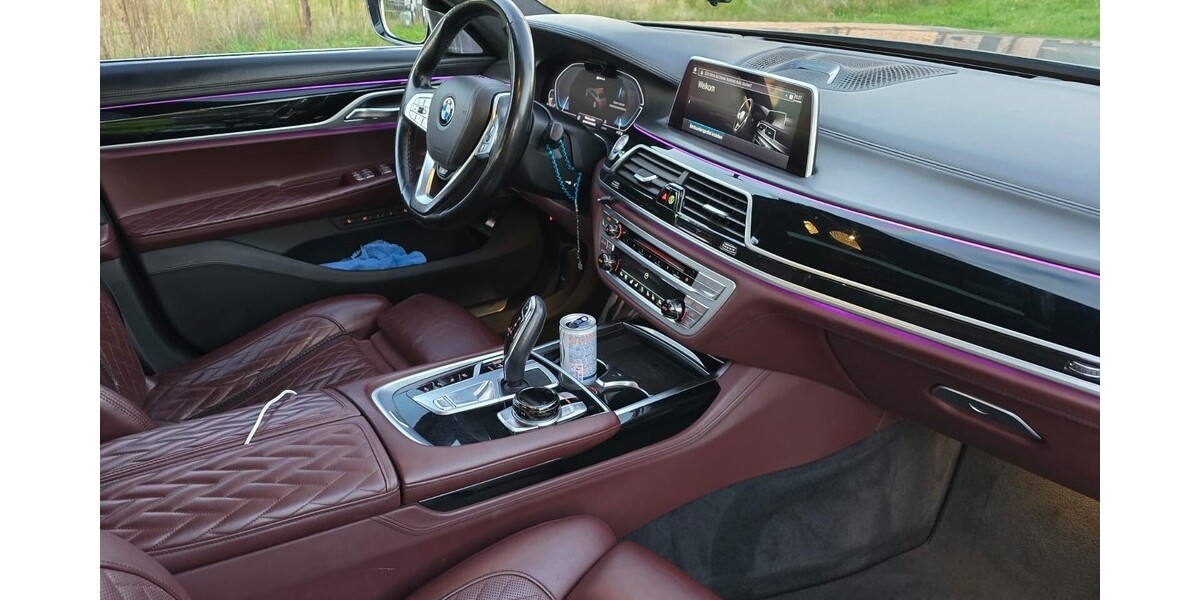 BMW 745e benzine electrick 196.000 km 40.000 &euro; Heusden-Zolder 