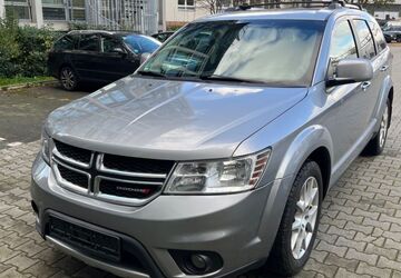 Dodge Journey 89.500 km 11.990 &euro; Berlin 12277