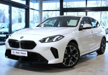 BMW 120 4.400 km 31.449 &euro; München 81825