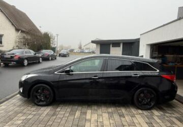 Hyundai i40 185.500 km 7.500 &euro; Herne 44653