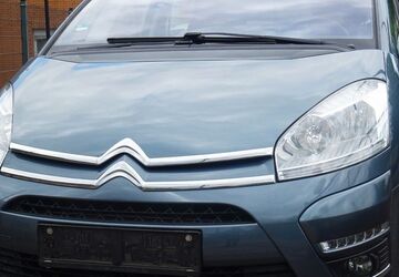 Citroen C4 Picasso 146.587 km 3.850 &euro; Troisdorf 53840