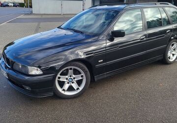 BMW 523 185.000 km 2.899 &euro; Bisingen 72406