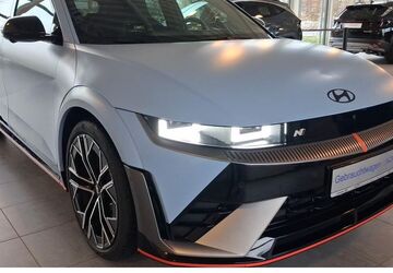 Hyundai IONIQ 5 18.112 km 49.980 &euro; Lübeck 23562