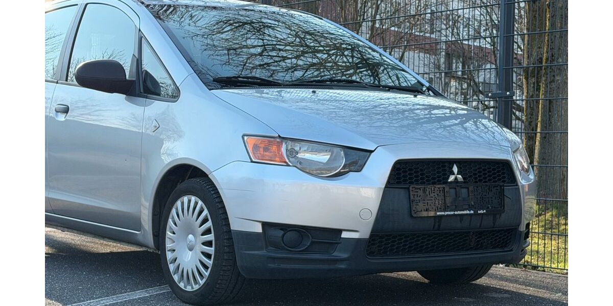 Mitsubishi Colt 124.778 km 3.888 &euro; Mönchengladbach 41068