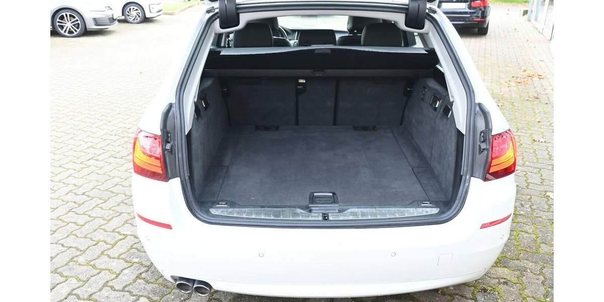 BMW 520d Aut tour Klimaaut Navi Leder BiXen 17Alus 258.000 km 11.400 &euro; Seevetal - Hittfeld 21218