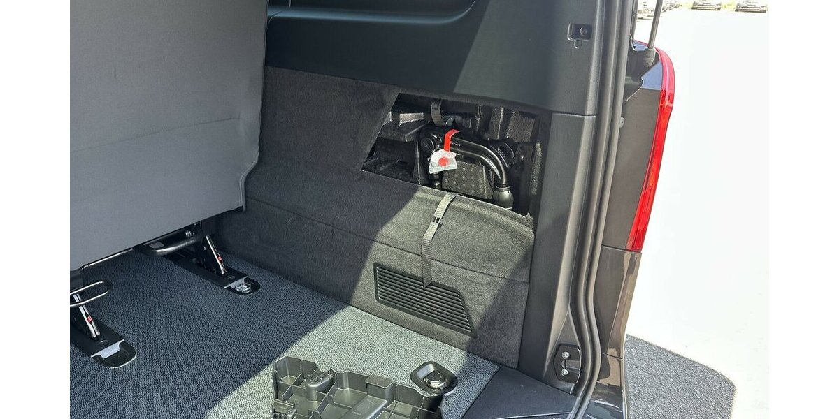 Mercedes-Benz Vito Tourer 116 CDI RWD extralang PRO 2,5 to AHK 11.364 km 49.861 &euro; Mainz 55122
