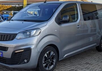 Opel Vivaro 28.200 km 27.990 &euro; Schneeberg 08289