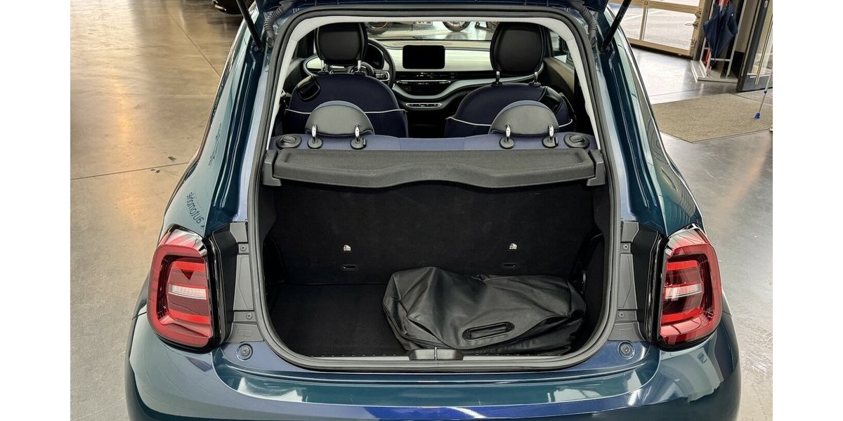 Fiat 500e Action CarPlay Android Automatik 1.Hand 18.400 km 13.440 &euro; Lich 35423