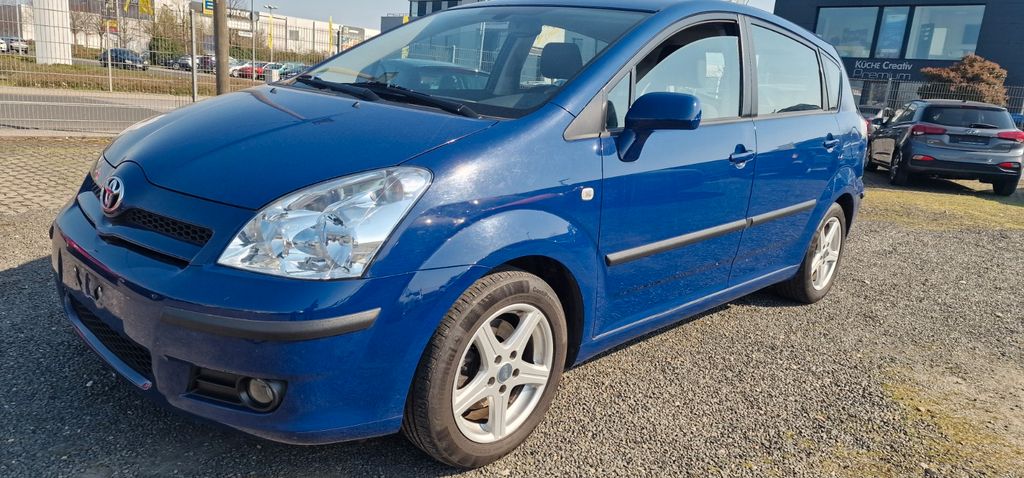 Toyota Corolla Verso 117.000 km 6.490 &euro; Bad Kreuznach 55543