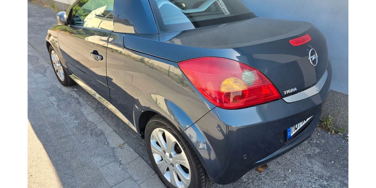 Opel Tigra 127.251 km 3.700 &euro; Moers 47447